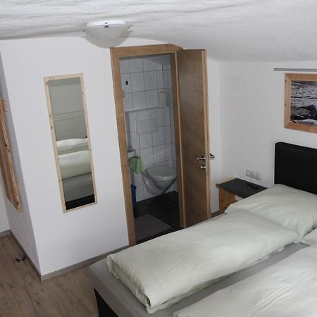 Haus Eckhart Lägenhet Kaunertal Rum bild