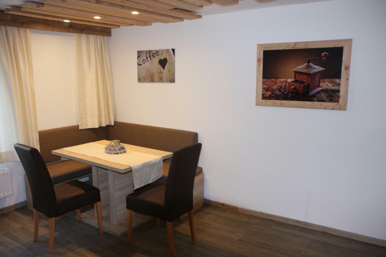 Haus Eckhart Lägenhet Kaunertal Exteriör bild