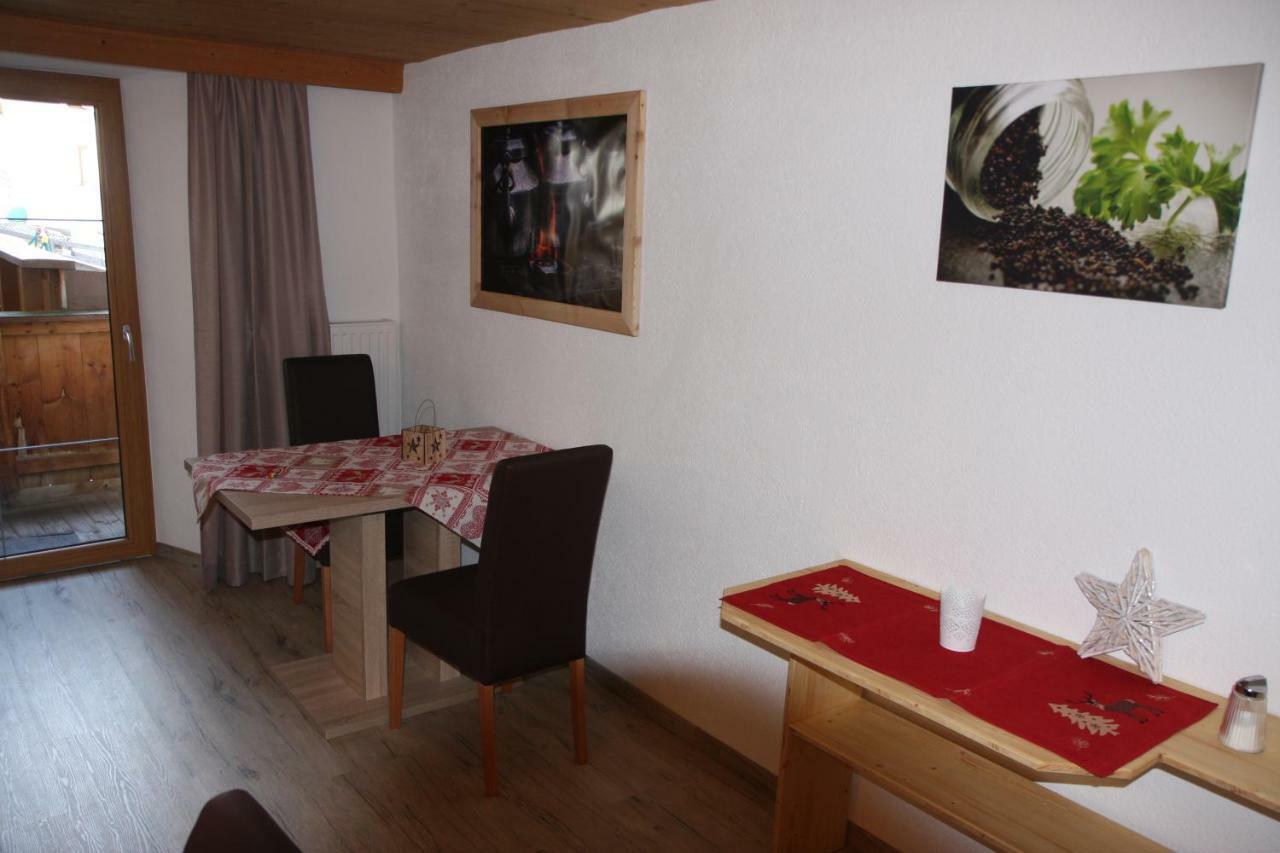Haus Eckhart Lägenhet Kaunertal Exteriör bild